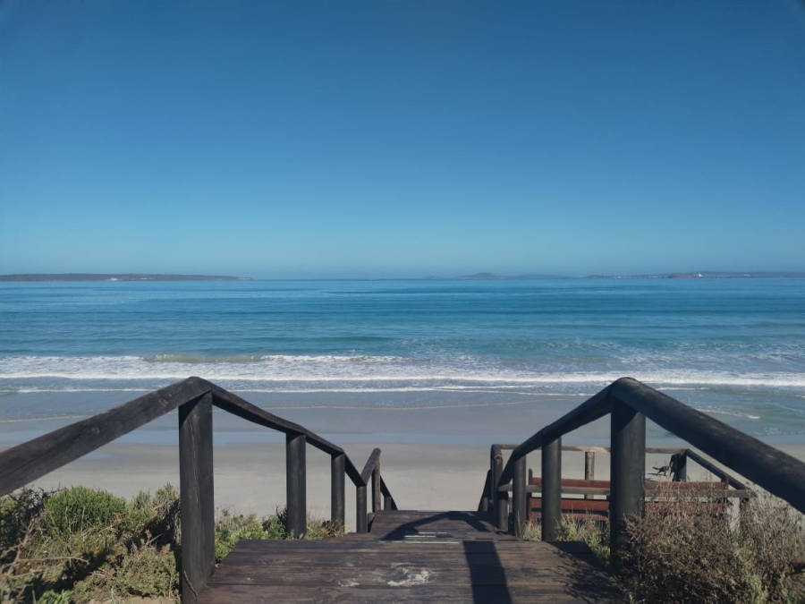  Bedroom Property for Sale in Calypso Beach Western Cape